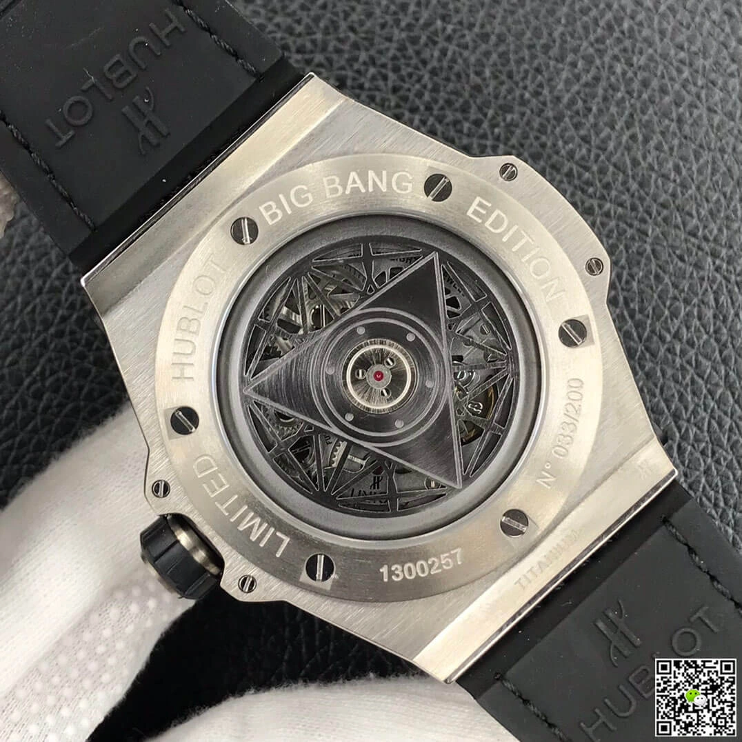 Hublot Big Bang 415.NX.1112.VR.1704.MXM17 WWF Factory 1:1 Best Edition Replica Watch Black Strap